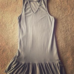 Woman’s True Grit small gray in dress
